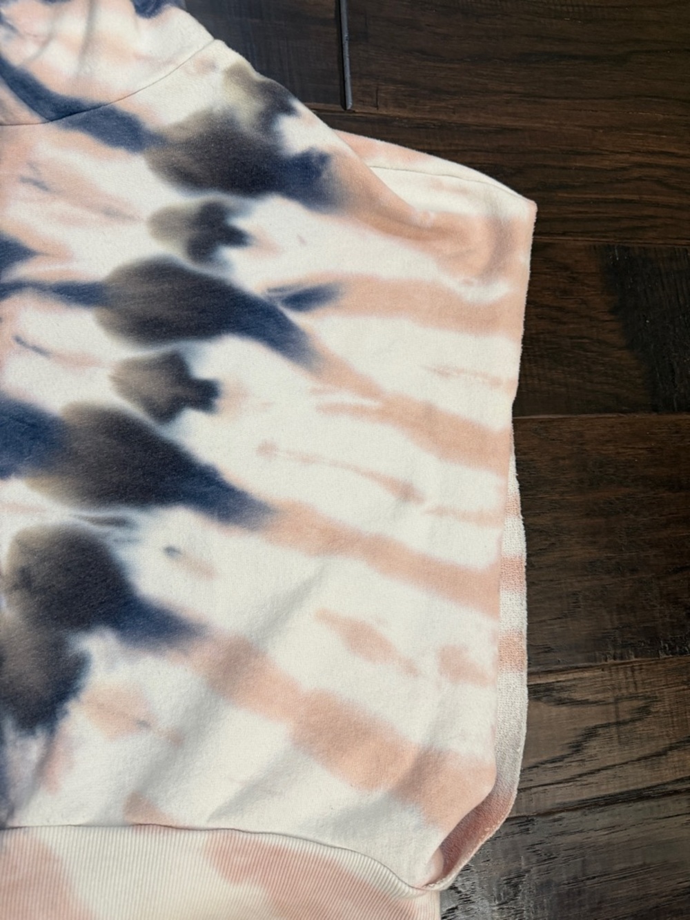 Hoodie Top Young Fabulous & Broke Peach and Navy Tie-Dye - Picture 6 of 15